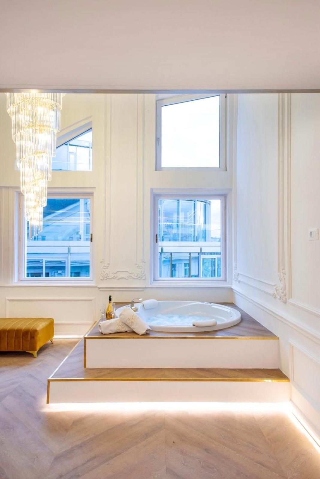 בודפשט Jacuzzi Royal Suite מראה חיצוני תמונה